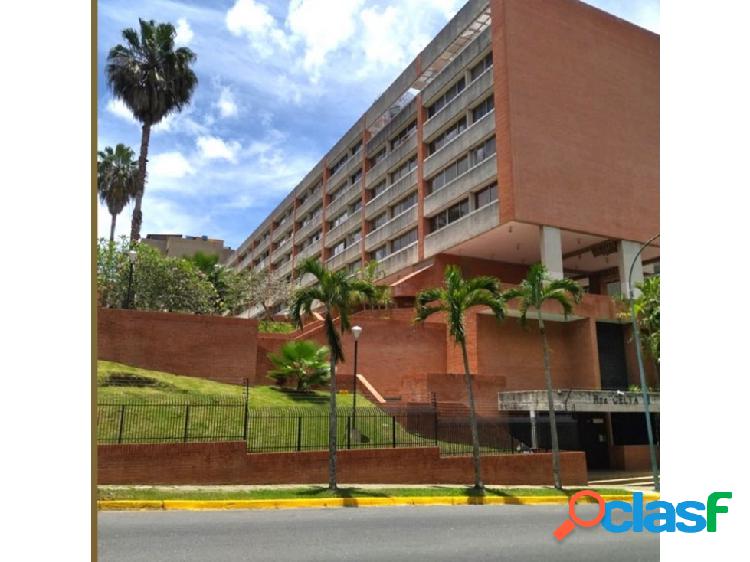 Se vende apto 133m2 3h+s/2b+s/2p Los Samanes 8060