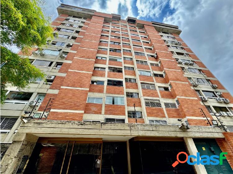 Se vende apto 227m2 3h+s/5b/2p Mesetas de Santa Rosa de Lima