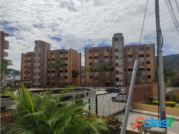 Se vende apto 260m2 3h+s/4b+s/2p El Cigarral 5499