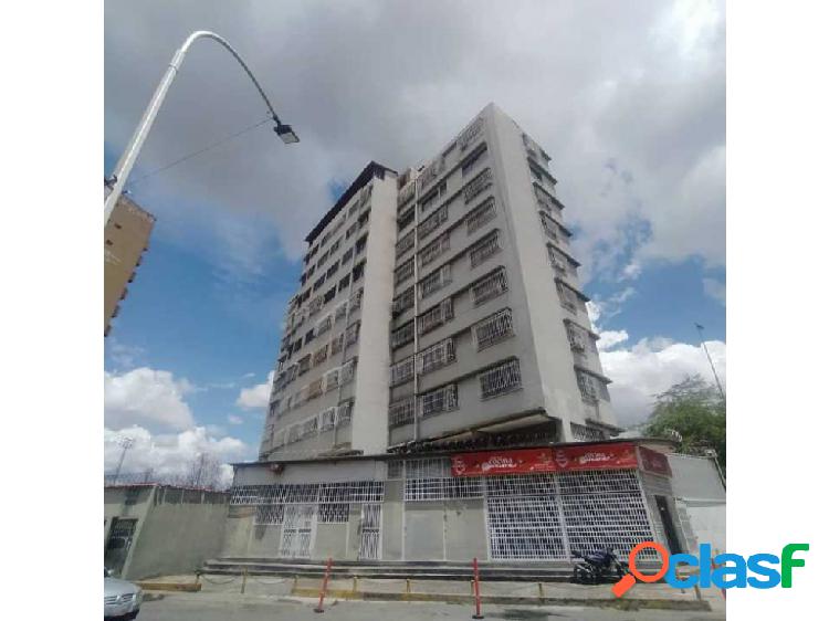 Se vende apto. 80.10m2 3H/2B/1 E común El Recreo