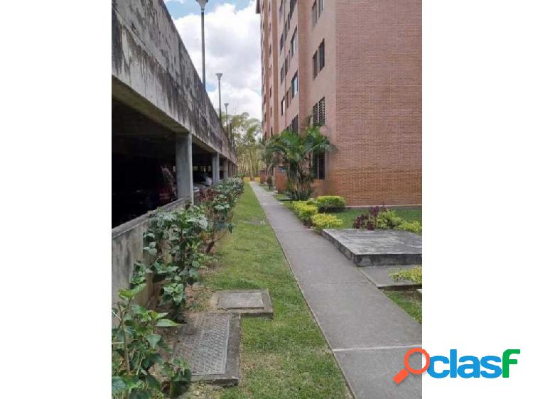 Se vende apto. 88m2 3H/2B/1E Parque Caiza