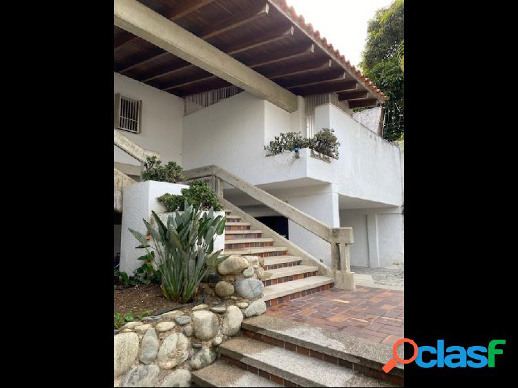 Se vende casa 1666m2 de terreno/5h/ 6b/6 ptos /Lomas del