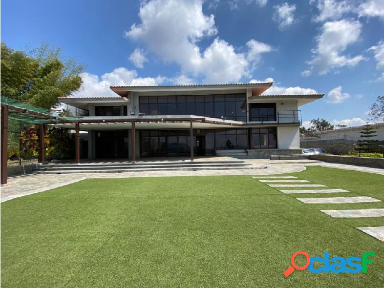 Se vende casa 1700m² 4h+2s/6b+2s/8e Los Guayabitos