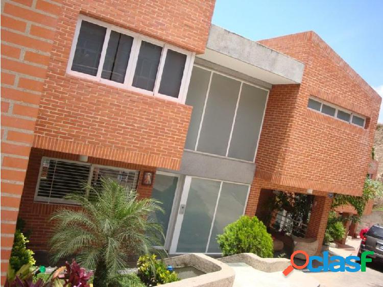 Se vende casa 300m2-4H+1E+4.5B+1HS Loma Linda 7766