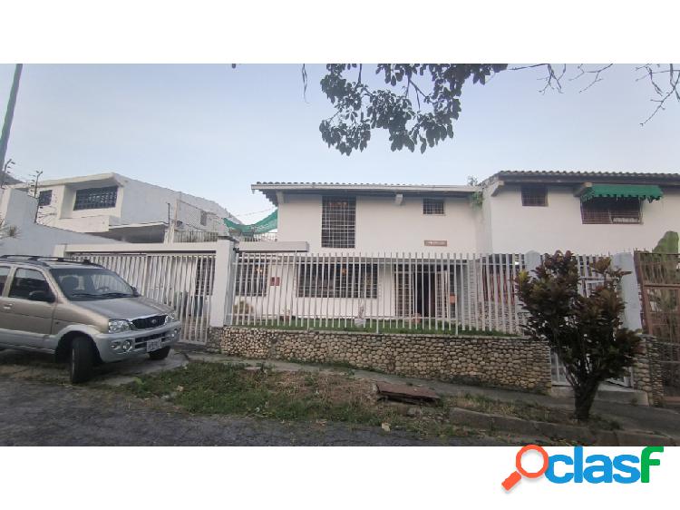 Se vende casa 320m2 El Marques 2841