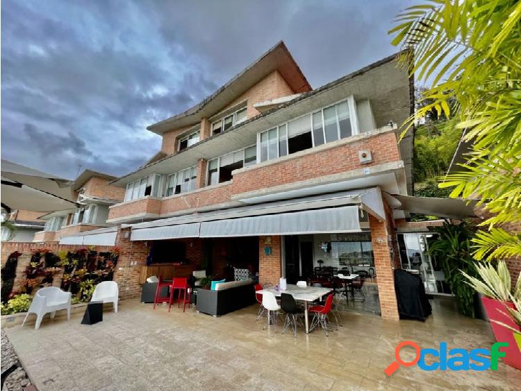 Se vende casa 335m2 4h+s/5B/3p Los Naranjos del Cafetal