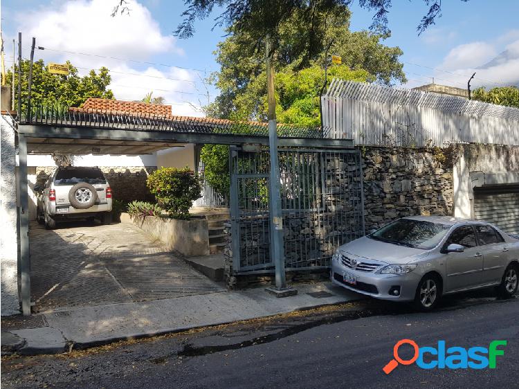 Se vende casa 350m2 4h+s/3b+s/5p El Marques 5911