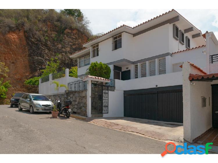 Se vende casa 397m² 4h+s/3b+s/4e Santa Monica