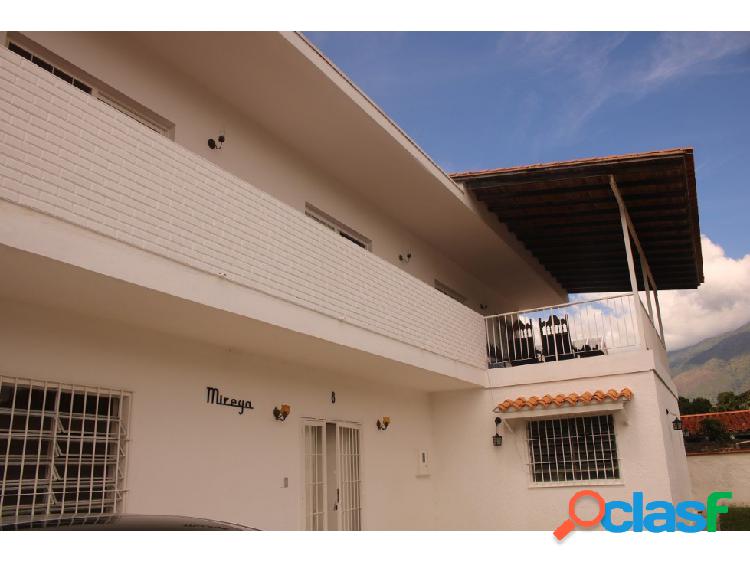 Se vende casa 421m2 Macaracuay 8656