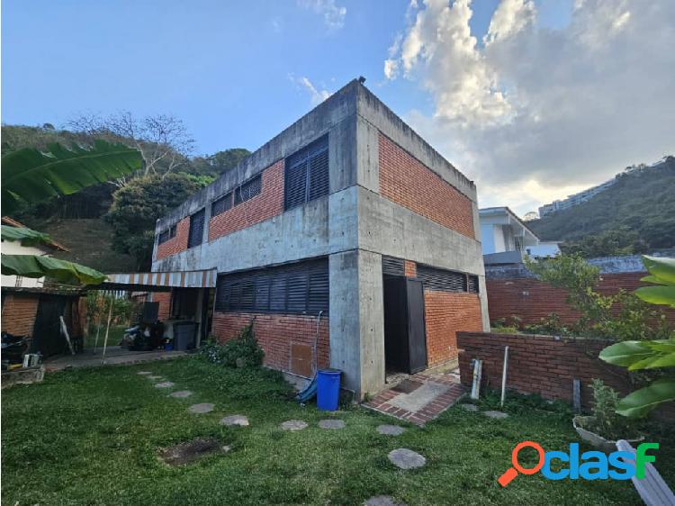 Se vende casa 450m² 5h+1s/6b+1s/5e San Luis