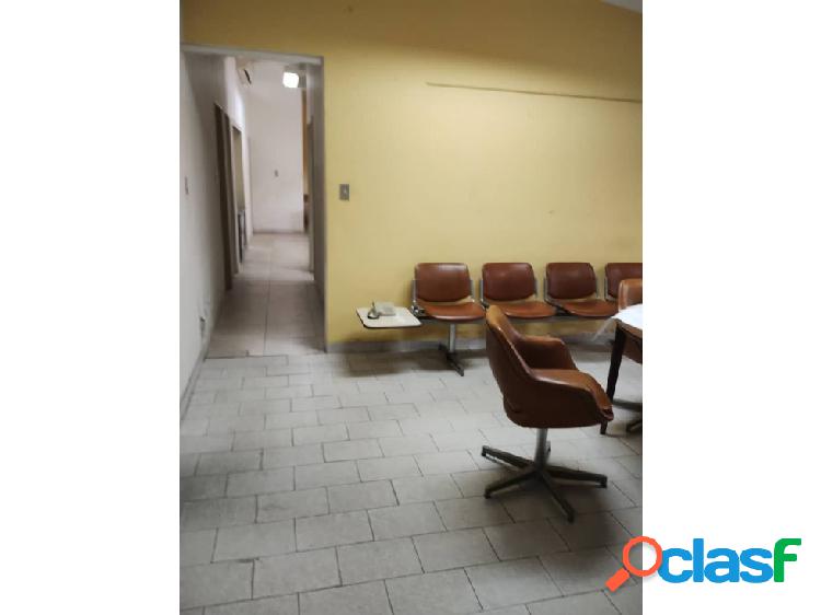 Se vende casa 500m2 3b/1pe La Trinidad 3861