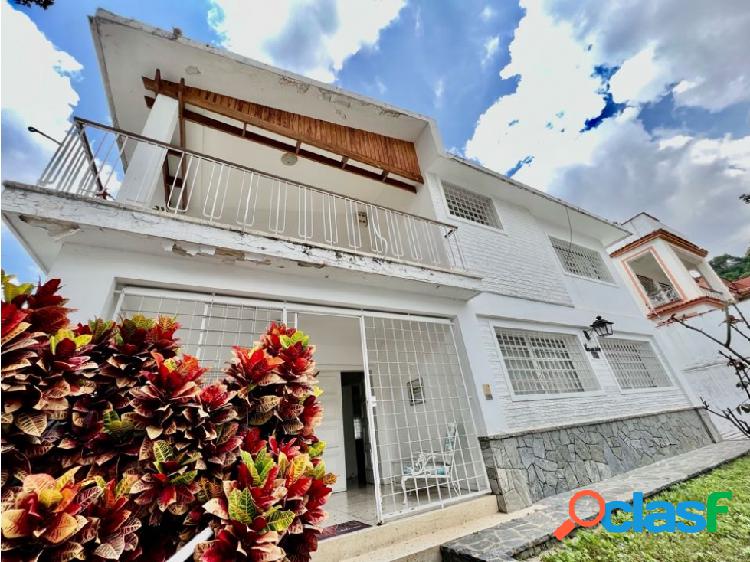 Se vende casa 515m2 6h/4B/8p Las Acacias