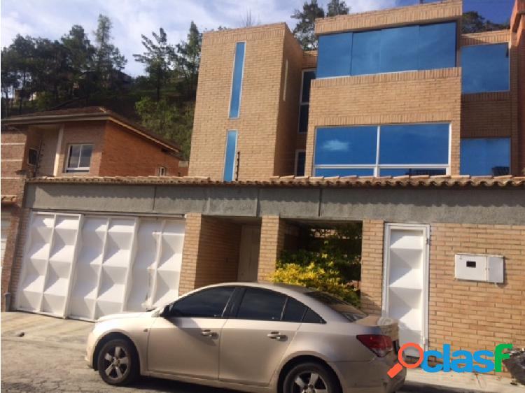 Se vende casa 530m2 3h+s/3,5b+s/3p Alto Hatillo 6871