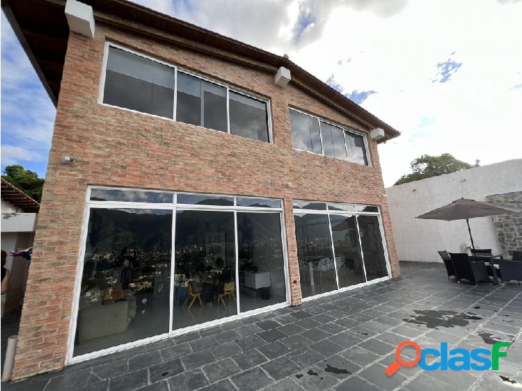 Se vende casa 550m2 5h+s/6b+s/4p Santa Paula 5637