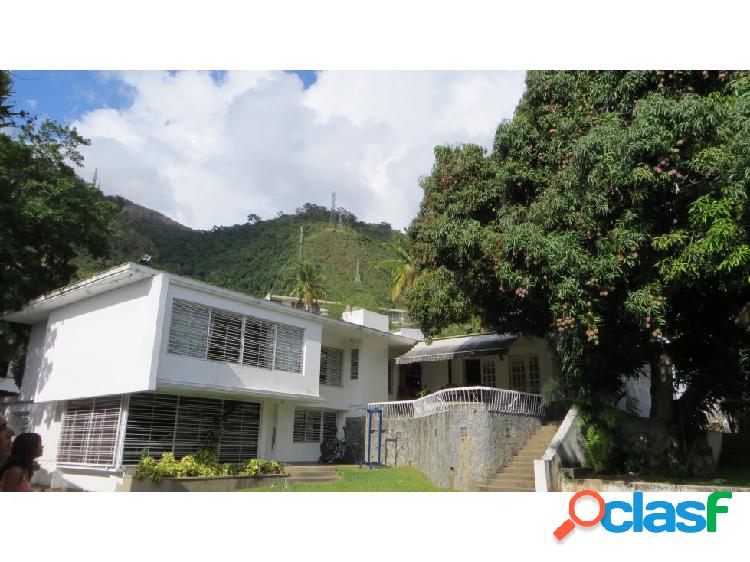 Se vende casa 695m2 4h+2s/4.5b+s/4p Alta Florida