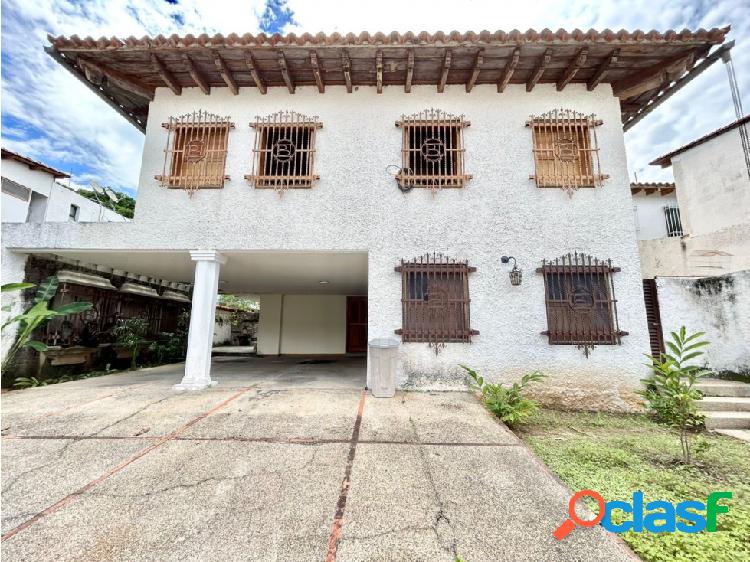 Se vende casa 902m² 6h+1s/6b+1s/4e Colinas de bello monte