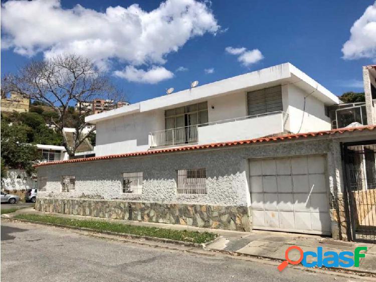 Se vende casa bifamiliar 300m2 6h/5b/5p Urb Vista Alegre