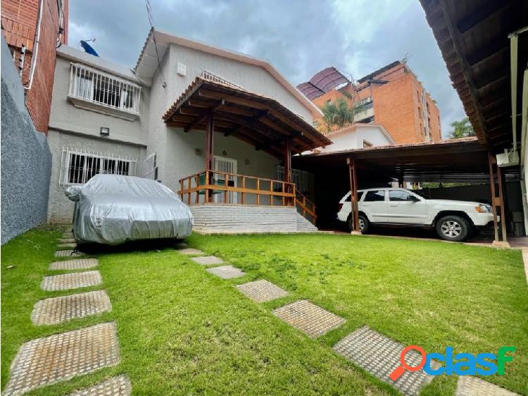 Se vende casa en 447 metros. 3h+s/5b/5pe/ Los palos grandes