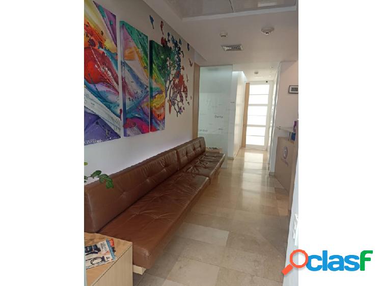 Se vende consultorio 118m2 La Trinidad 3405