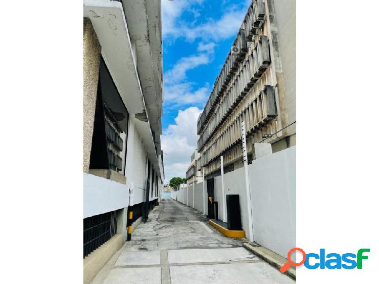 Se vende edificio 5671m2 Los Ruices 6736