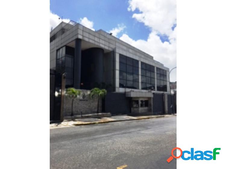 Se vende edificio Industrial 9.000m2 La Urbina 3326