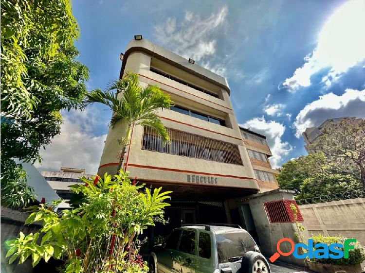 Se vende edificio industrial 788m2 La Urbina