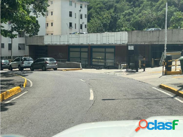 Se vende local comercial 1410m² Santa Sofia