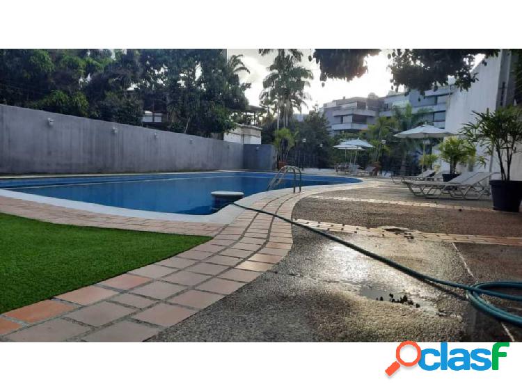 Se vende o alquila apto. 400m2 4H+S/4B+S/4E+2M Los Palos