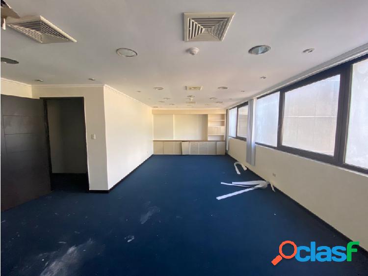 Se vende oficina 300m² CCCT