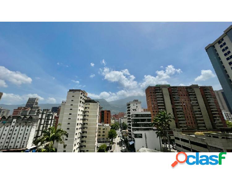 Se vende oficina 47m² Sabana Grande