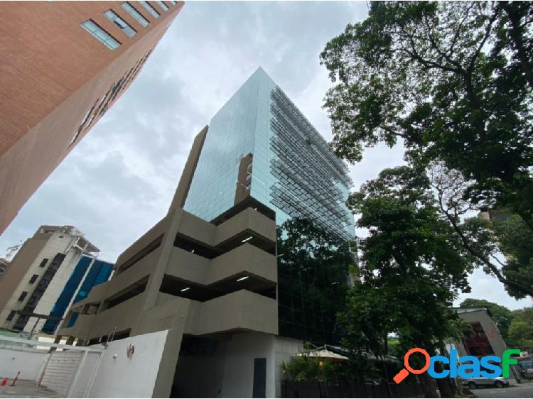 Se vende oficina 614m² 2b/8p en Las Mercedes