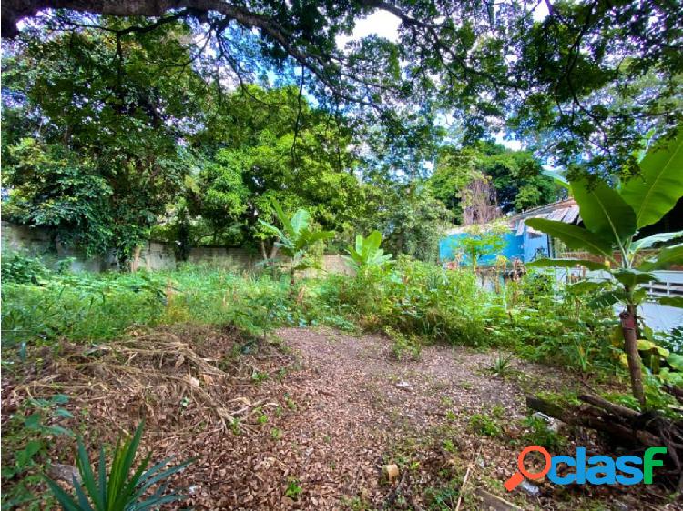 Se vende terreno 1258m² en Alta Florida