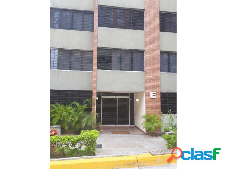 Se vende y alquila apto 64m2 2h/2b/2p Los Naranjos Humbolt