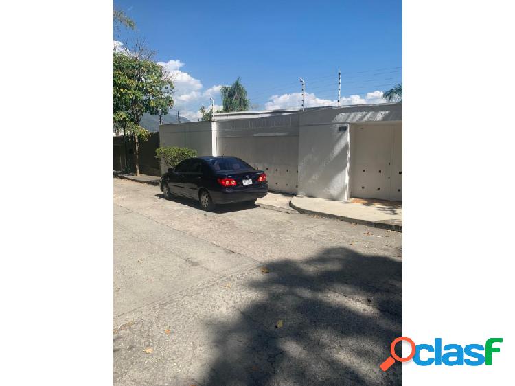 Se vende/se alquila casa 780m2 Alta Florida 5434