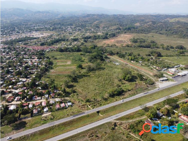 TERRENO USO INDUSTRIAL COMERCIAL EN SARARE 6,25 Ha APROX.