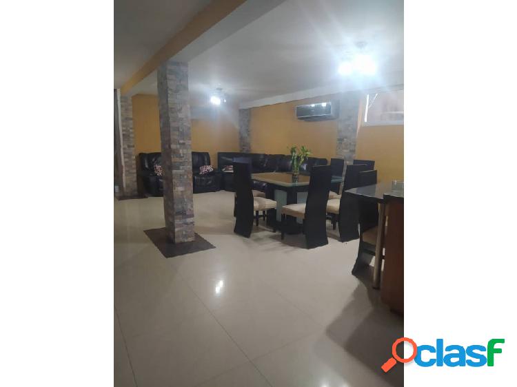 TOWN HOUSE EN URB TERRAZAS DEL NORTE / SEBUCAN