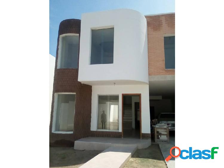 TOWNHOUSE EN VENTA EN LA URB. CUMBOTO NORTE PUERTO CABELLO -