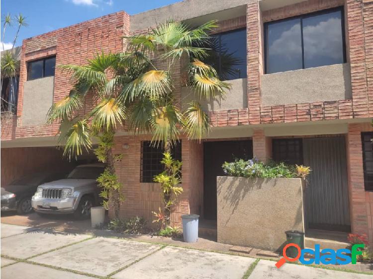 TOWNHOUSE EN VENTA URB EL PARRAL (4 AVENIDAS) VALENCIA