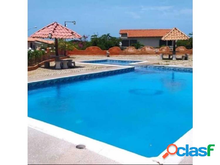 TOWNHOUSE URBANIZACIÓN CERRADA MANEIRO VENTA ISLA MARGARITA