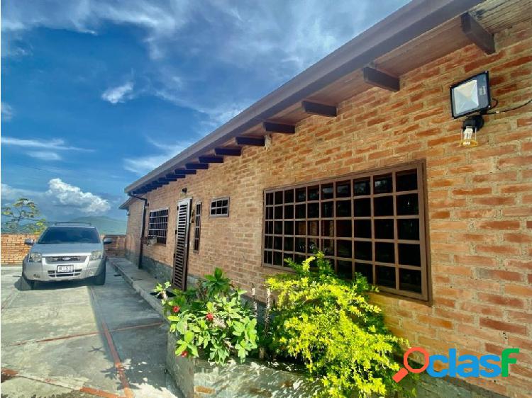 Town House Colinas de La Lagunita Venta