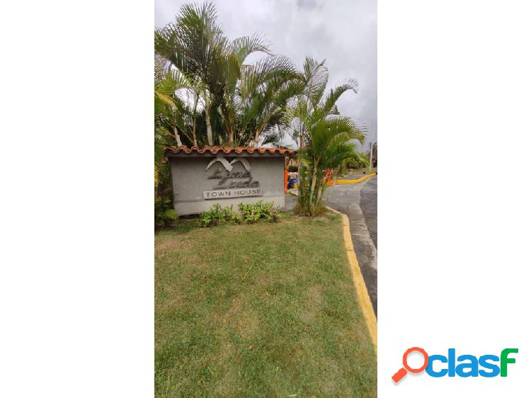 Town House en venta Loma Linda 400MTS2 ML04