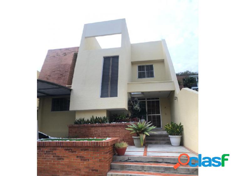 Townhouse en Altos de Guataparo