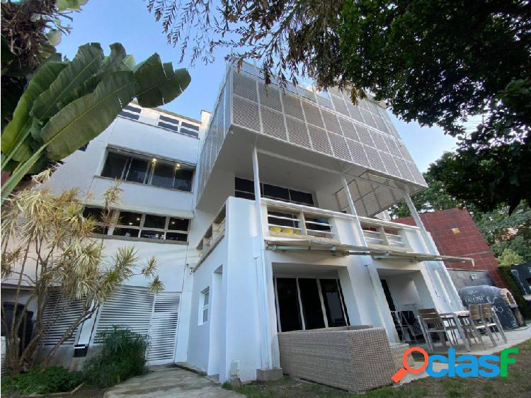 Townhouse en Venta Los Naranjos del Cafetal 5H+S/ 7B/ 3P