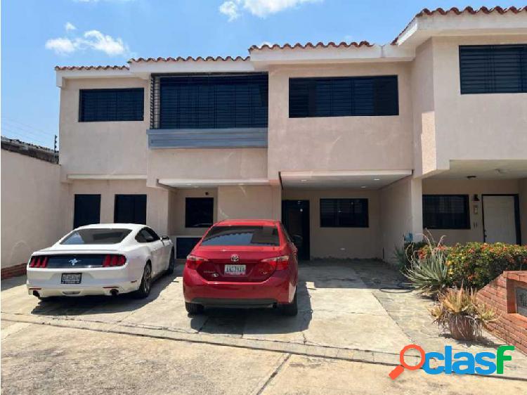 Townhouse en Venta Trigal Norte NN-7094505