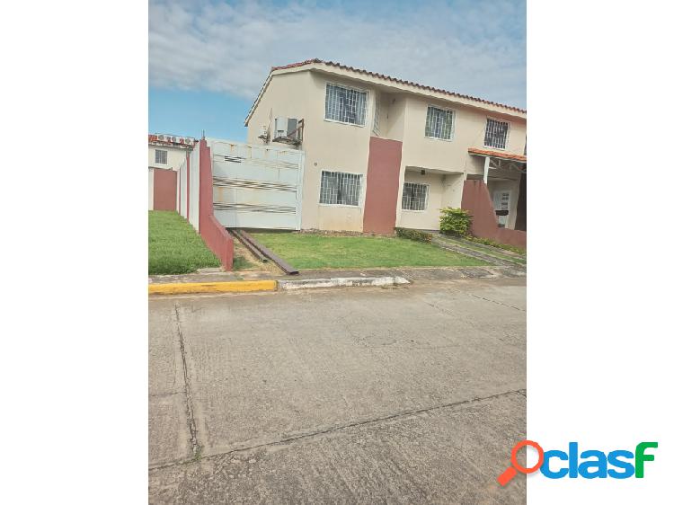 Townhouse en venta, Villa Constanza. Barinas