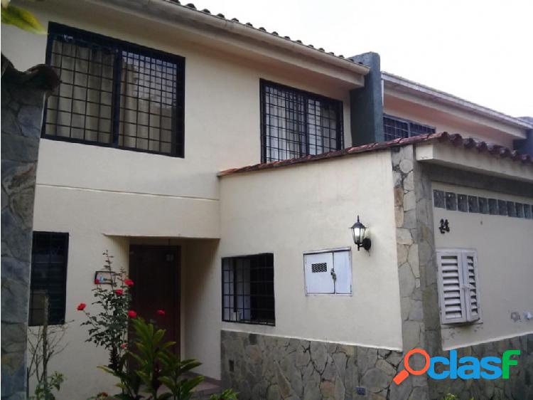 Townhouse en venta en Lomas de Monteclaro