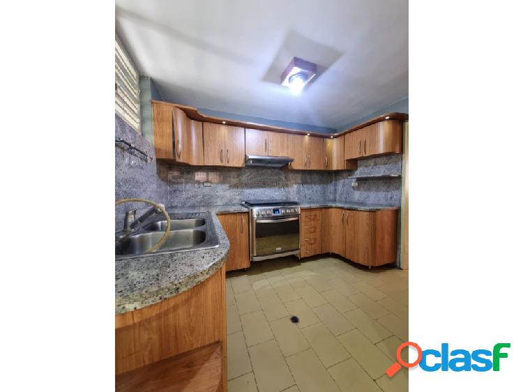 Townhouse en venta en la Urb La Soledad, Aragua