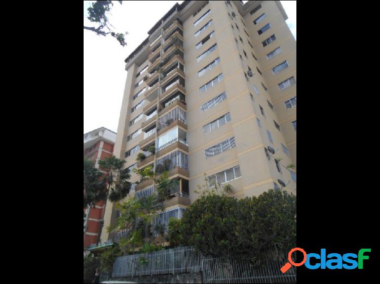 URB, COLINAS DE SANTA MONICA (RUTA 8) VENDO APARTAMENTO