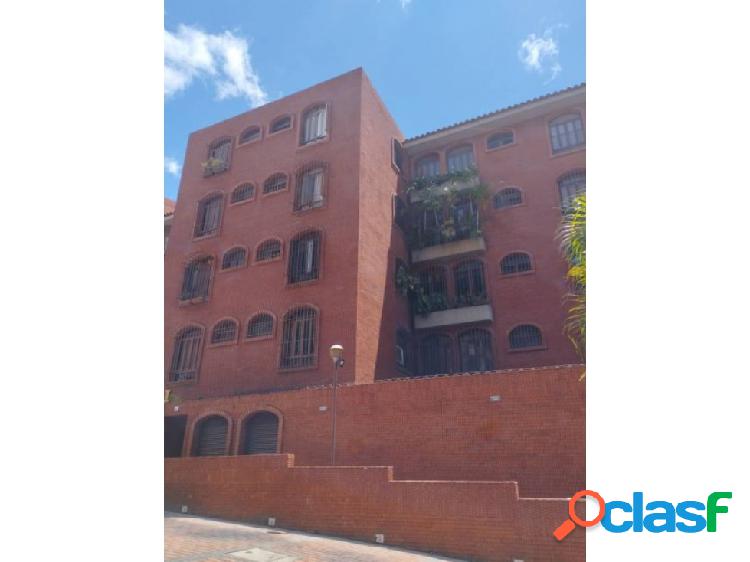 URB. LA TAHONA, VENDO EXCELENTE APARTAMENTO