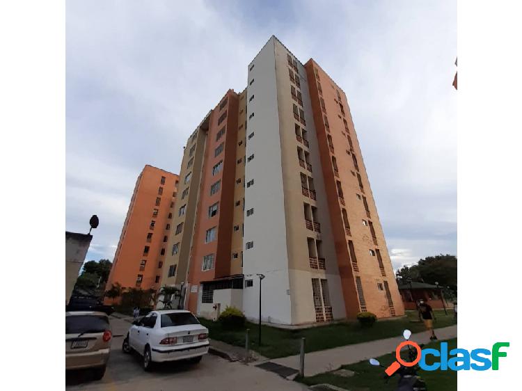 VENDE APTO RESD DORAL COUNTRY MAÑONGO 37-15